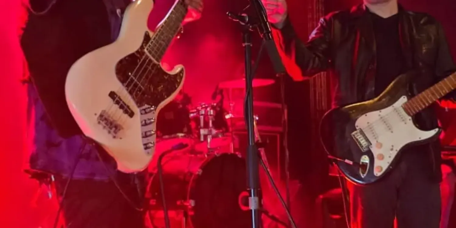 Backdraft Live Cover Band – Sábado 7